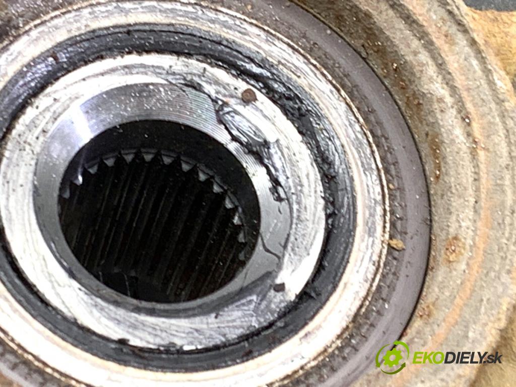 HONDA CR-V III SUV 2009 103 kW 2.2 i-CTDi 4WD (RE6) 2204 náboj pravy predný