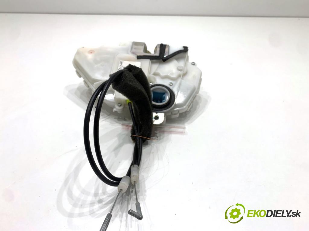 HONDA CR-V III SUV 2009 103 kW 2.2 i-CTDi 4WD (RE6) 2204 zámok Dvere ľavy predný 72151-SWA-G1