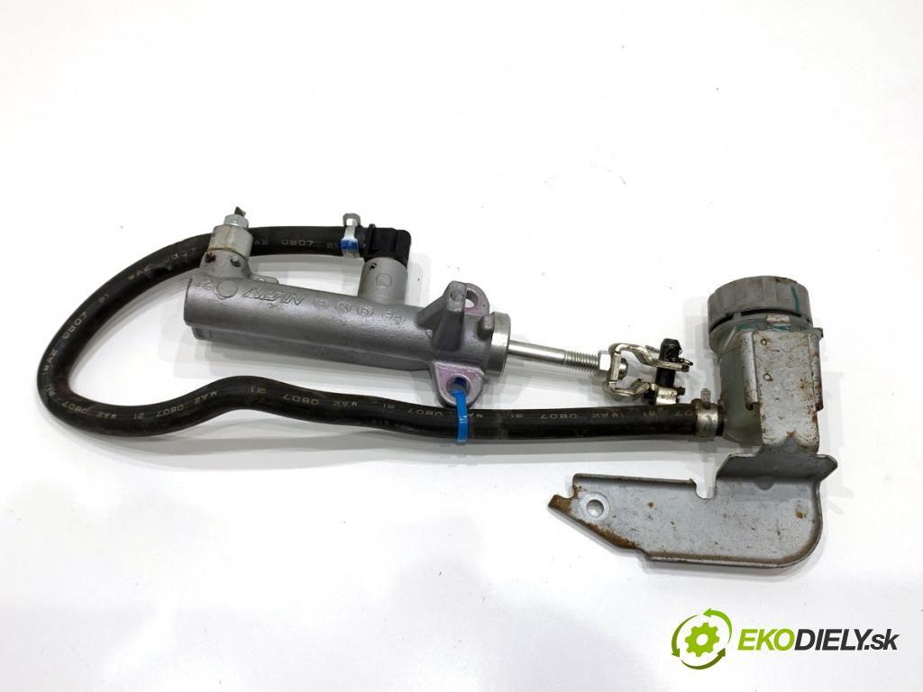 HONDA CR-V III SUV 2009 103 kW 2.2 i-CTDi 4WD (RE6) 2204 Spojkový valec pumpa spojky  (Spojkový valec)