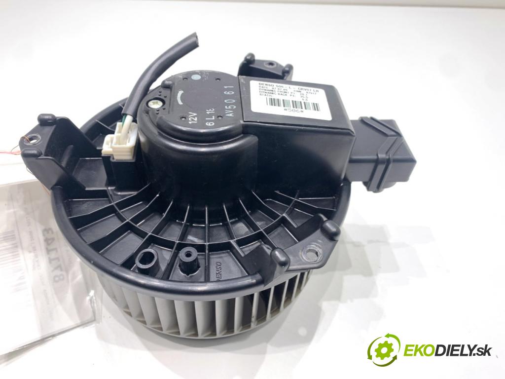 HONDA CR-V III SUV 2009 103 kW 2.2 i-CTDi 4WD (RE6) 2204 ventilátor kúrenia AV5061