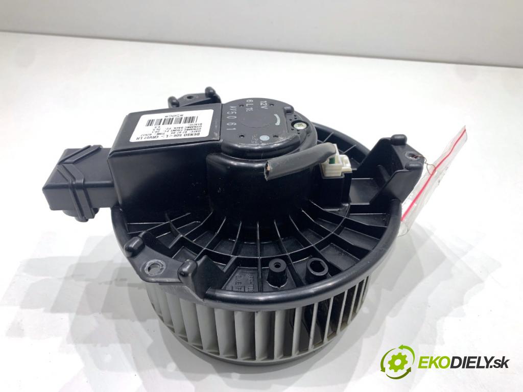HONDA CR-V III SUV 2009 103 kW 2.2 i-CTDi 4WD (RE6) 2204 ventilátor kúrenia AV5061