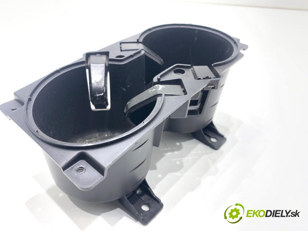 HONDA CR-V III SUV 2009 103 kW 2.2 i-CTDi 4WD (RE6) 2204 Držiak na nápoje 83400-SWA-U010-21 (Držiak (úchyt) na nápoje)