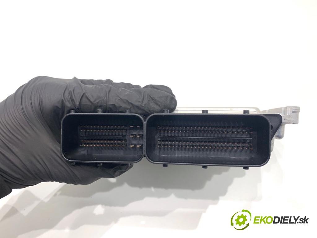 HONDA CR-V III SUV 2009 103 kW 2.2 i-CTDi 4WD (RE6) 2204 riadiaca jednotka Motor 0281013633 (Riadiaca jednotka)