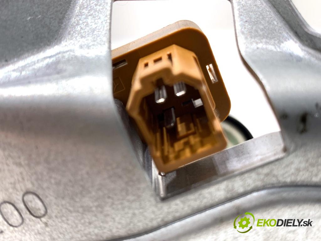 HONDA CR-V III SUV 2009 103 kW 2.2 i-CTDi 4WD (RE6) 2204 Motor stieračov zad