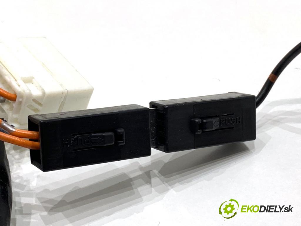 HONDA CR-V III SUV 2009 103 kW 2.2 i-CTDi 4WD (RE6) 2204 SPÍNAČE: volantu