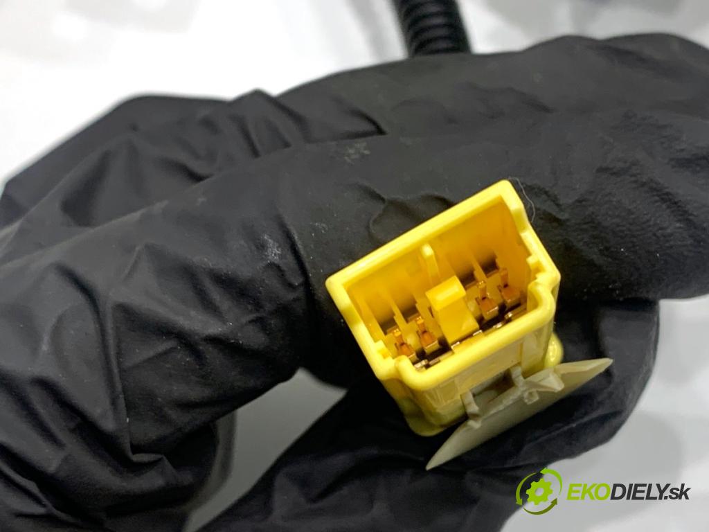 HONDA CR-V III SUV 2009 103 kW 2.2 i-CTDi 4WD (RE6) 2204 přepínač kombinovaný 35250-SWA-H512-M1 (Páčky pod volantem)