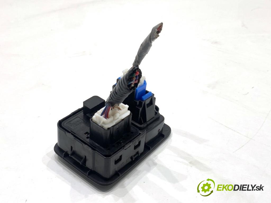 HONDA CR-V III SUV 2009 103 kW 2.2 i-CTDi 4WD (RE6) 2204 Prepínač nastavenia spätných zrkadiel  (Prepínacie páčky pod volantom)