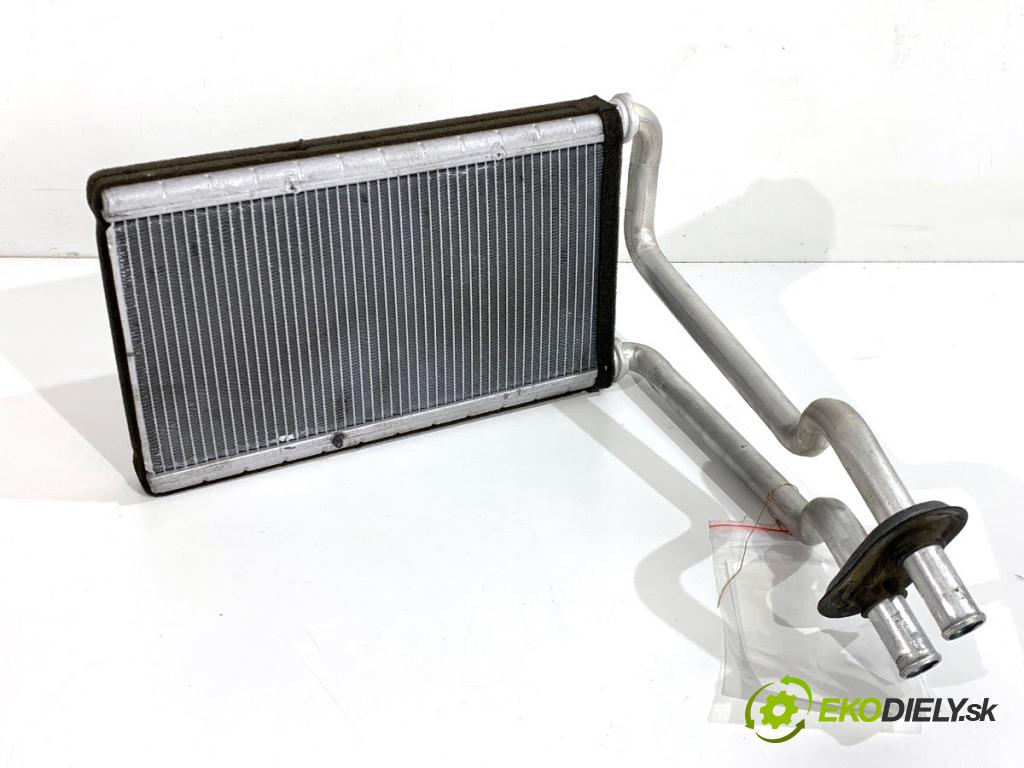 HONDA CR-V III SUV 2009 103 kW 2.2 i-CTDi 4WD (RE6) 2204 topné těleso radiátor topení  (Radiátor topení)