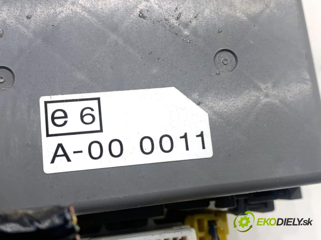 HONDA CR-V III SUV 2009 103 kW 2.2 i-CTDi 4WD (RE6) 2204 Modul BSI 52575LM (Poistková skrinka)