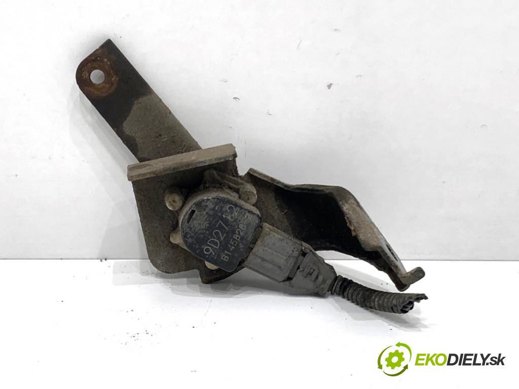 HONDA CR-V III SUV 2009 103 kW 2.2 i-CTDi 4WD (RE6) 2204 Snímač XENON zad pravy 