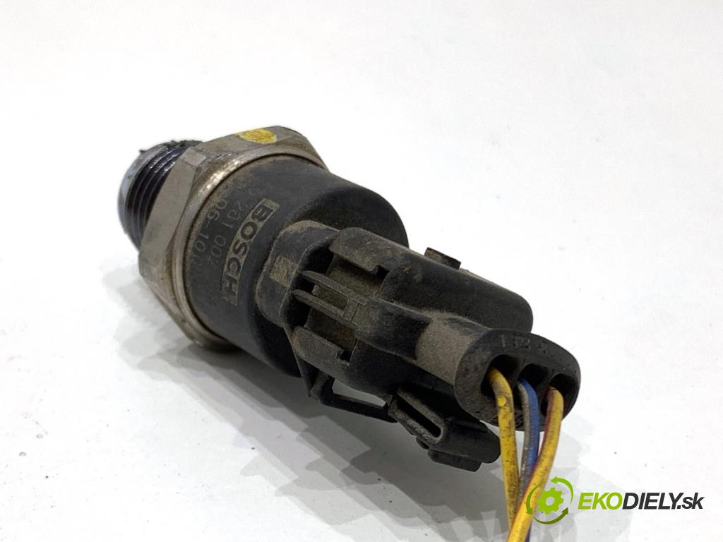 HONDA CR-V III SUV 2009 103 kW 2.2 i-CTDi 4WD (RE6) 2204 Snímač tlaku paliva 0281002534 (Snímač)