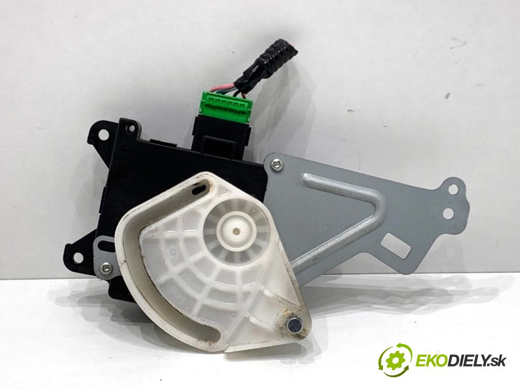 HONDA CR-V III SUV 2009 103 kW 2.2 i-CTDi 4WD (RE6) 2204 Motor kúrenia MF113800-2320