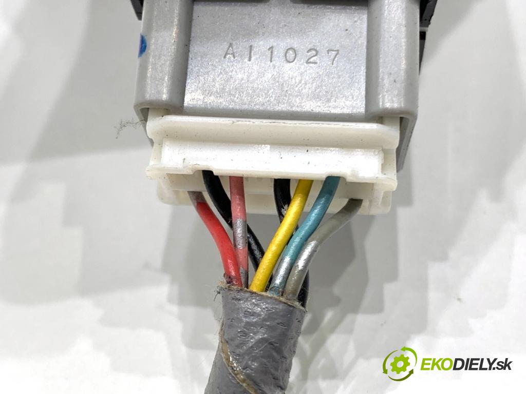 HONDA CR-V III SUV 2009 103 kW 2.2 i-CTDi 4WD (RE6) 2204 Prepínač PDC M26323