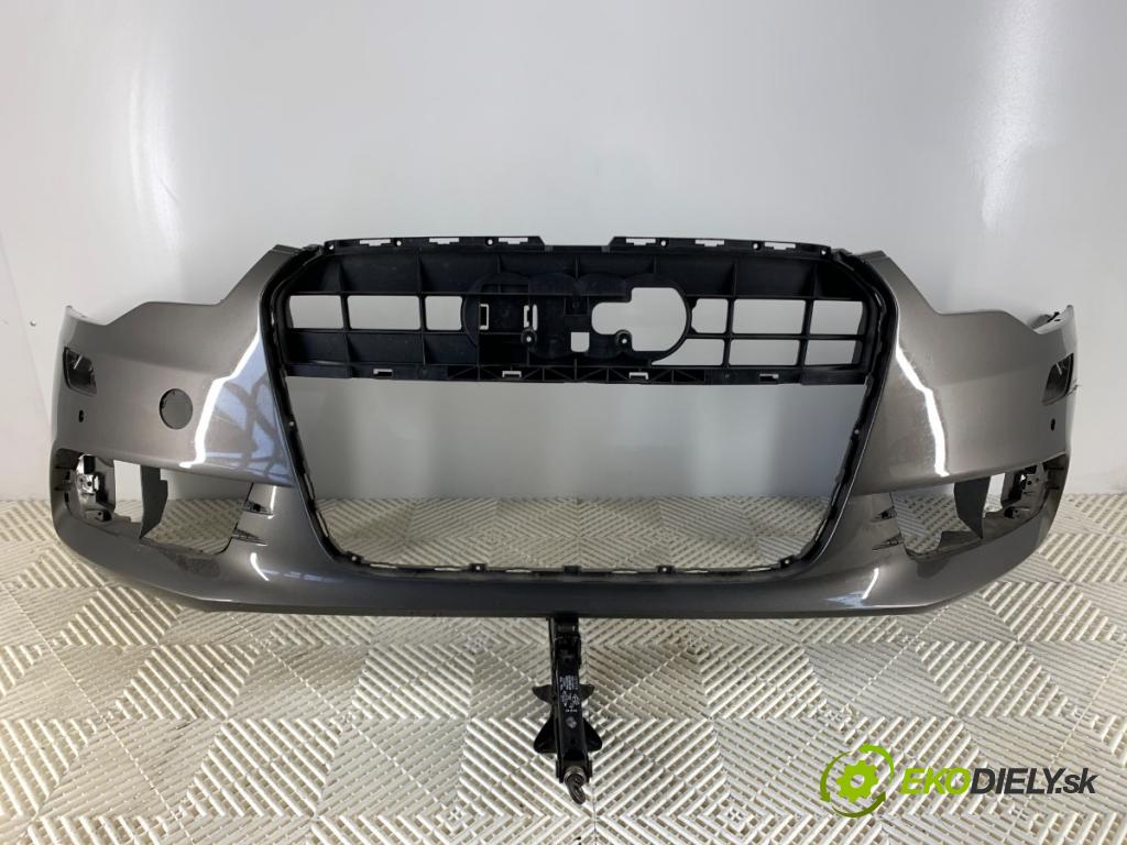 AUDI A6 C7 Kombi 2012 120 kW 2.0 TDI 1968 Nárazník predný  (Kľučka dverí ostatné)
