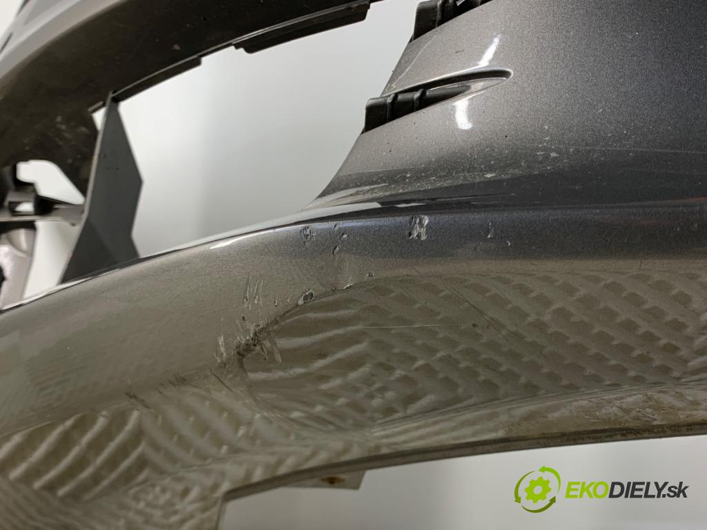 AUDI A6 C7 Kombi 2012 120 kW 2.0 TDI 1968 Nárazník predný  (Kľučka dverí ostatné)