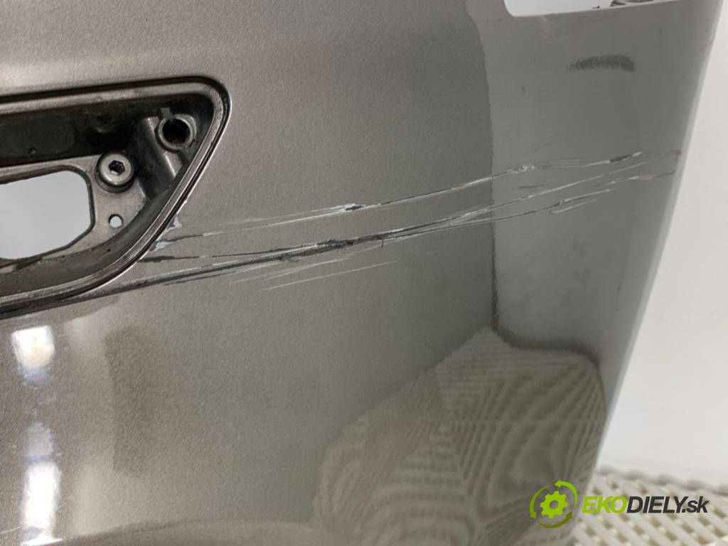 AUDI A6 C7 Kombi 2012 120 kW 2.0 TDI 1968 Nárazník predný  (Kľučka dverí ostatné)