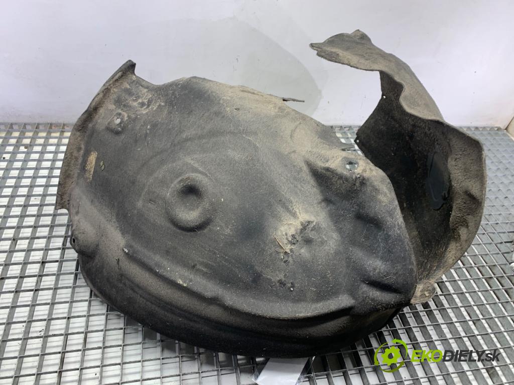 AUDI A6 C7 Kombi 2012 120 kW 2.0 TDI 1968 podblatník pravý přední část