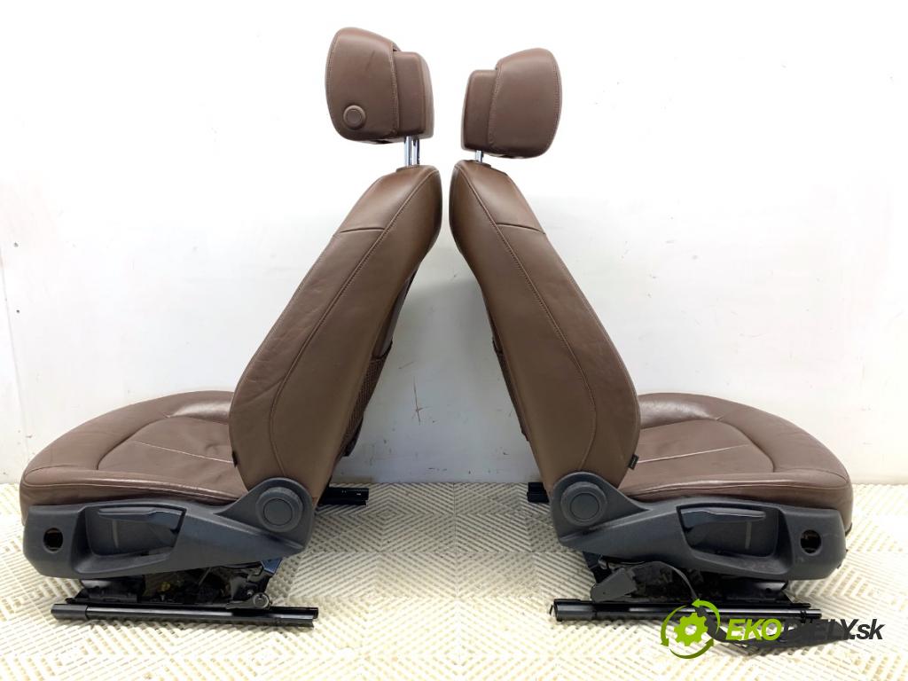AUDI A6 C7 Kombi 2012 120 kW 2.0 TDI 1968 Sedadlá, sedačky Sedadlo bočné Tunel