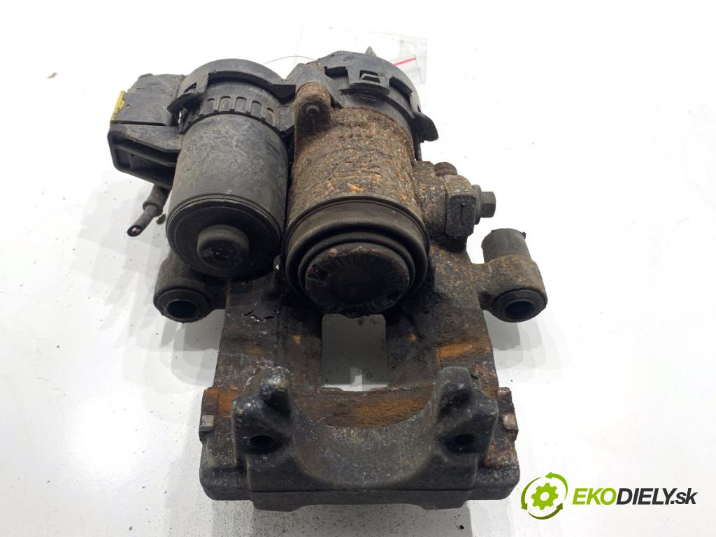 VOLVO XC60 II SUV 2020 173 kW B5 Mild-Hybrid AWD 1969 Brzdič strmeň ľavy zad 31687554 32217363