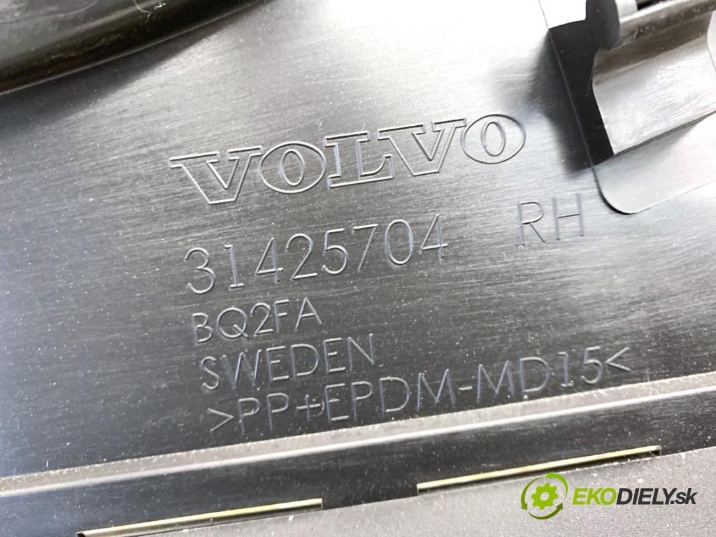 VOLVO XC60 II SUV 2020 173 kW B5 Mild-Hybrid AWD 1969 čalúnenie kufra pravy 31440674