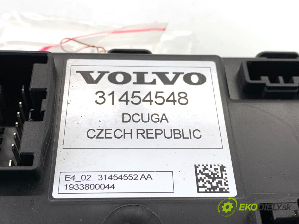 VOLVO XC60 II SUV 2020 173 kW B5 Mild-Hybrid AWD 1969 modul tažného oka 31454548 (Řídící jednotka ostatní)