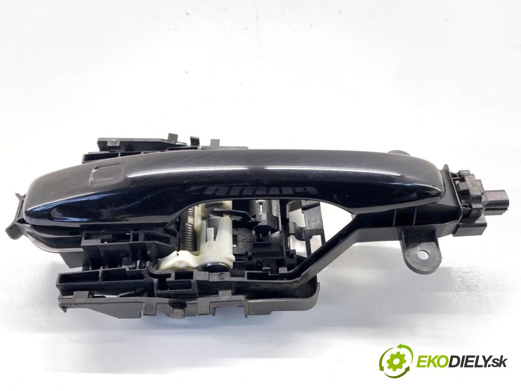 VOLVO XC60 II SUV 2020 173 kW B5 Mild-Hybrid AWD 1969 Kľučka vonkajšia ľavy zad