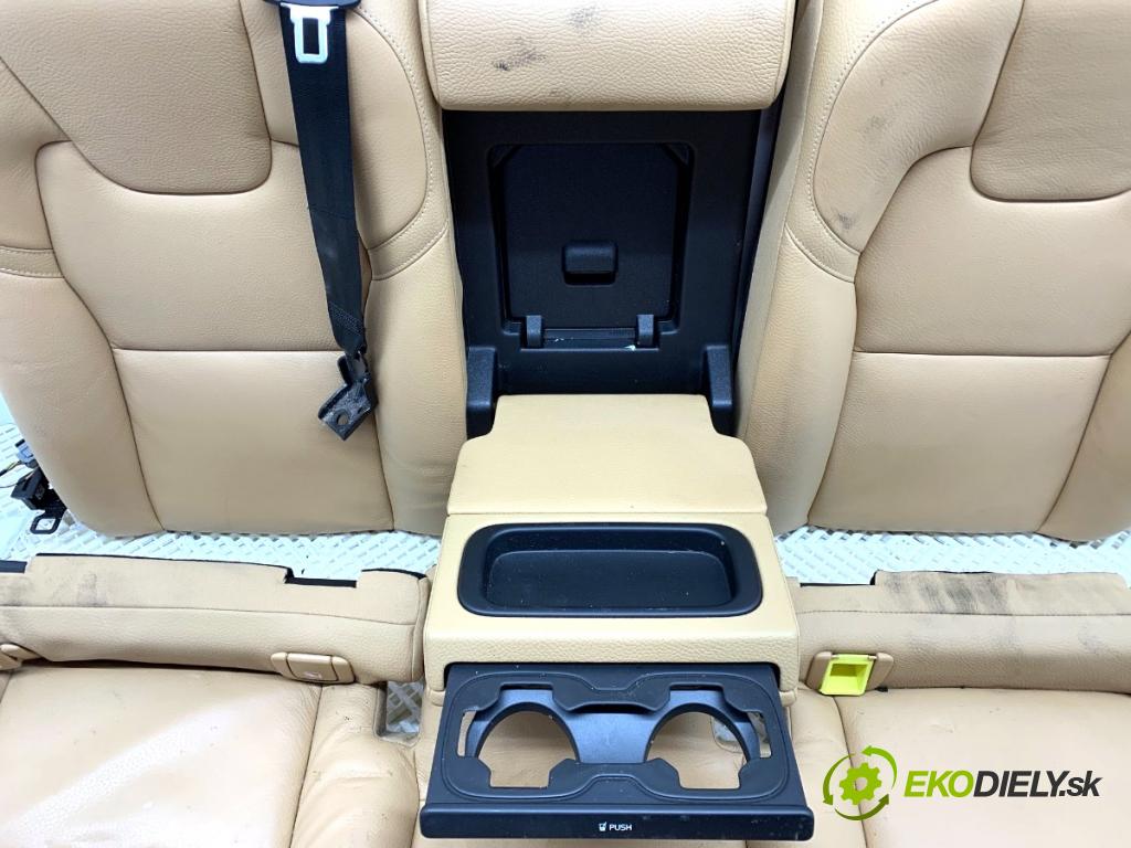 VOLVO XC60 II SUV 2020 173 kW B5 Mild-Hybrid AWD 1969 Sedadlo druhý rad
