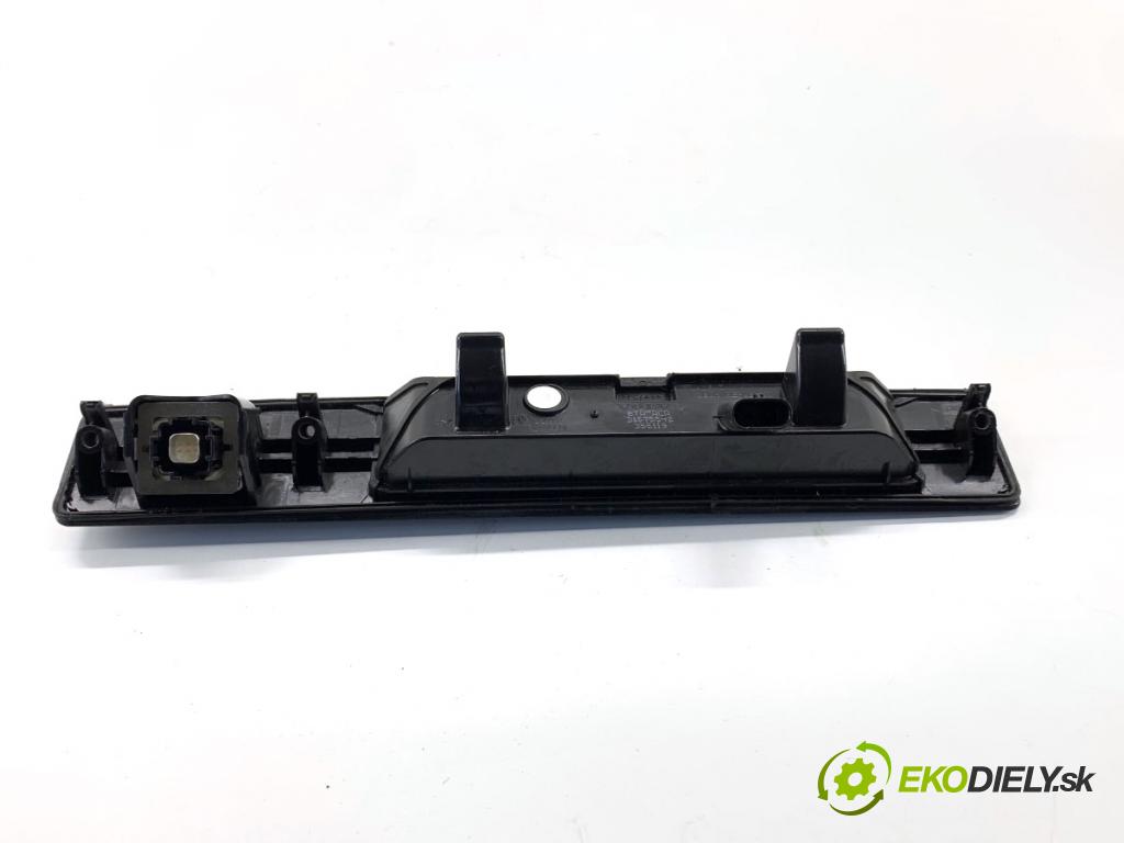 VOLVO XC60 II SUV 2020 173 kW B5 Mild-Hybrid AWD 1969 KAMERA Kľučka dverí zad 31675542