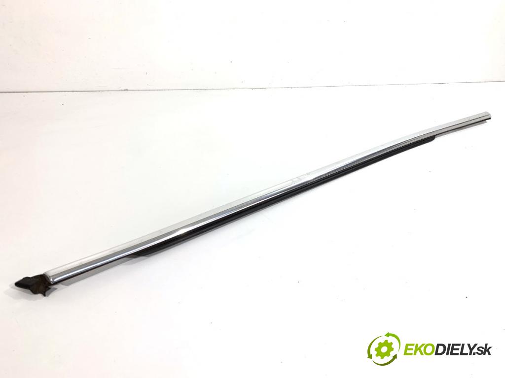 VOLVO XC60 II SUV 2020 173 kW B5 Mild-Hybrid AWD 1969 Lišta Sbírání: zad pravy