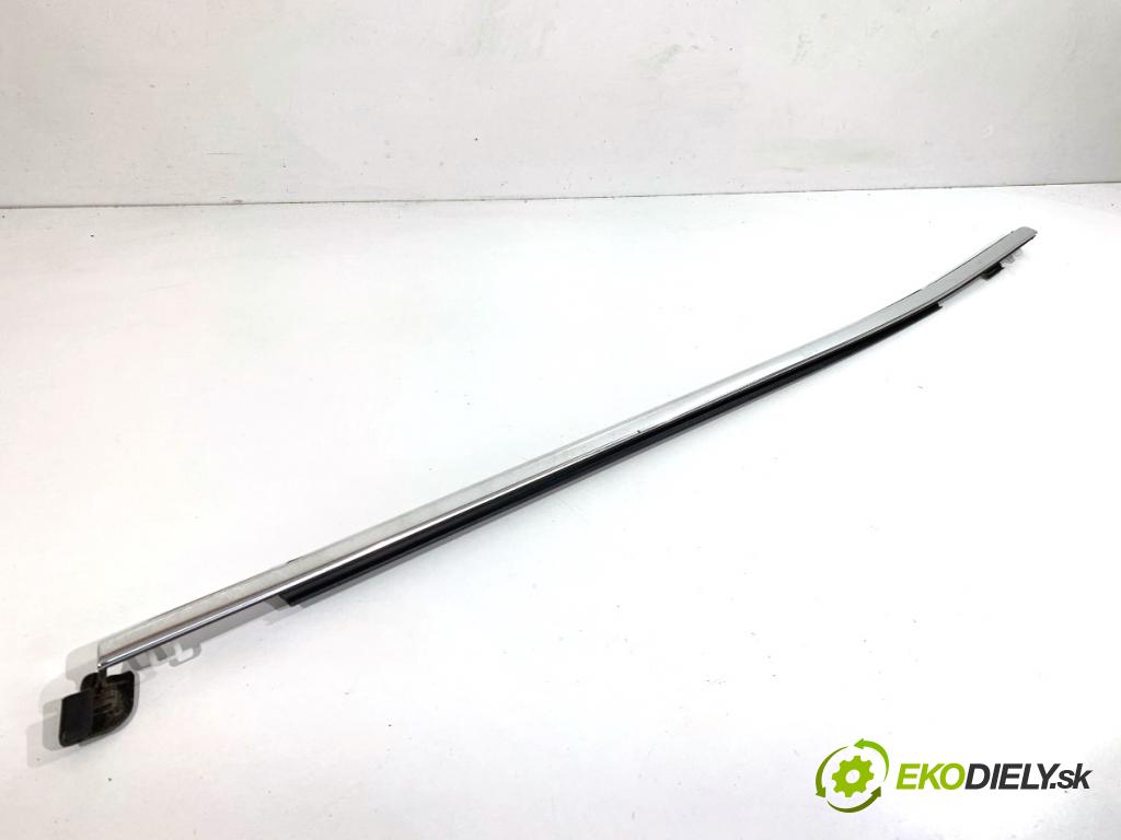 VOLVO XC60 II SUV 2020 173 kW B5 Mild-Hybrid AWD 1969 Lišta Sbírání: zad ľavy 