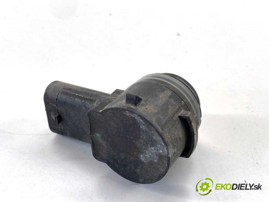 VOLVO XC60 II SUV 2020 173 kW B5 Mild-Hybrid AWD 1969 Snímač PDC 31471301