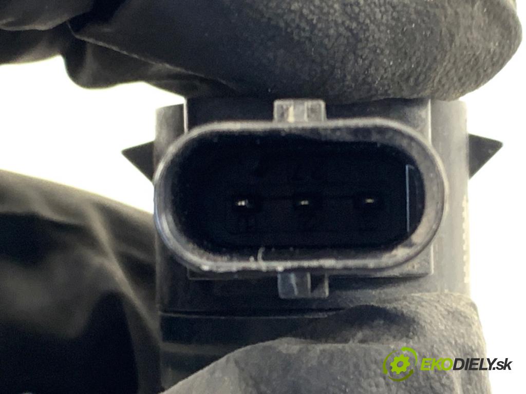 VOLVO XC60 II SUV 2020 173 kW B5 Mild-Hybrid AWD 1969 Snímač PDC 31471301