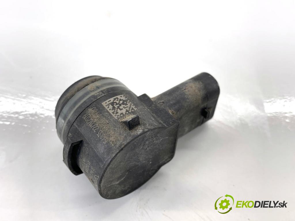 VOLVO XC60 II SUV 2020 173 kW B5 Mild-Hybrid AWD 1969 Snímač PDC