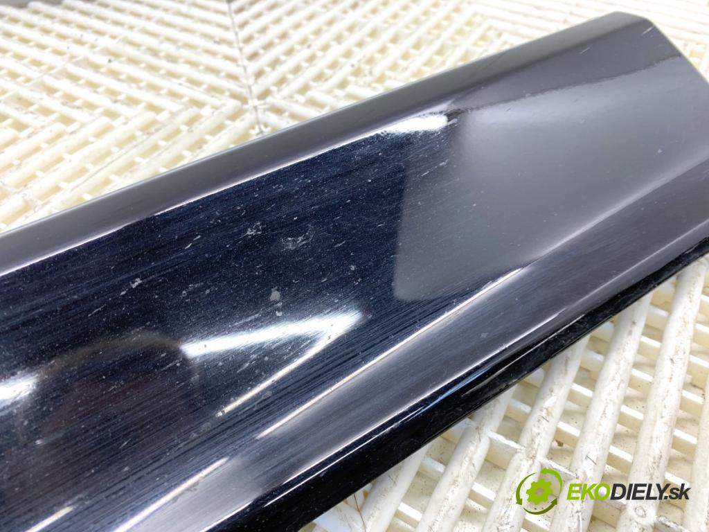 VOLVO XC60 II SUV 2020 173 kW B5 Mild-Hybrid AWD 1969 Lišta Dvere ľavy predný 31440302