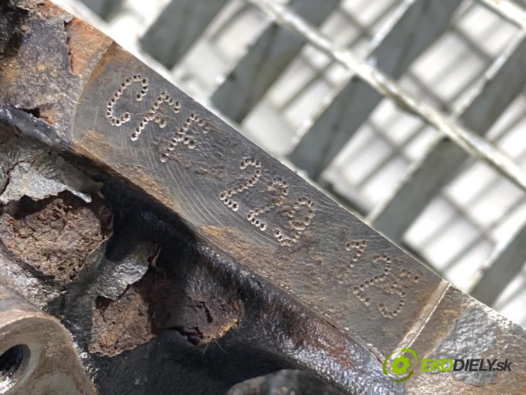 VW PASSAT B7 Kombi 2011 125 kW 2.0 TDI 1968 blok Motor CFF (Blok motora)