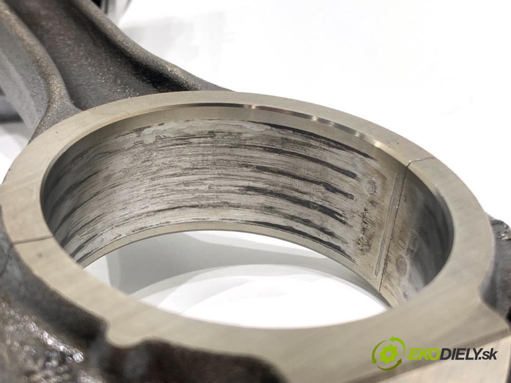 VW PASSAT B7 Kombi 2011 125 kW 2.0 TDI 1968 PIEST: ojnica 038J (Piest)