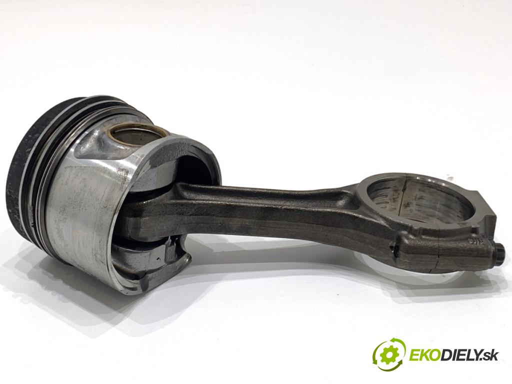 VW PASSAT B7 Kombi 2011 125 kW 2.0 TDI 1968 PÍST: ojnice 038J (Píst)