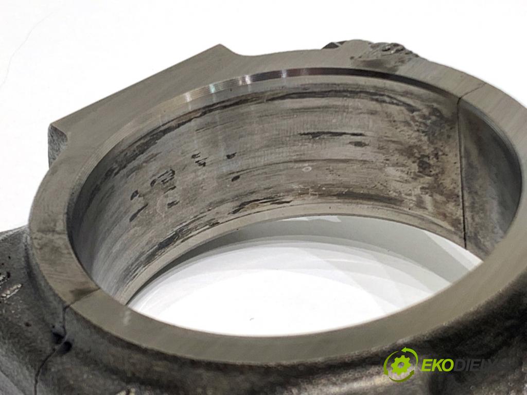 VW PASSAT B7 Kombi 2011 125 kW 2.0 TDI 1968 PÍST: ojnice 038J (Píst)