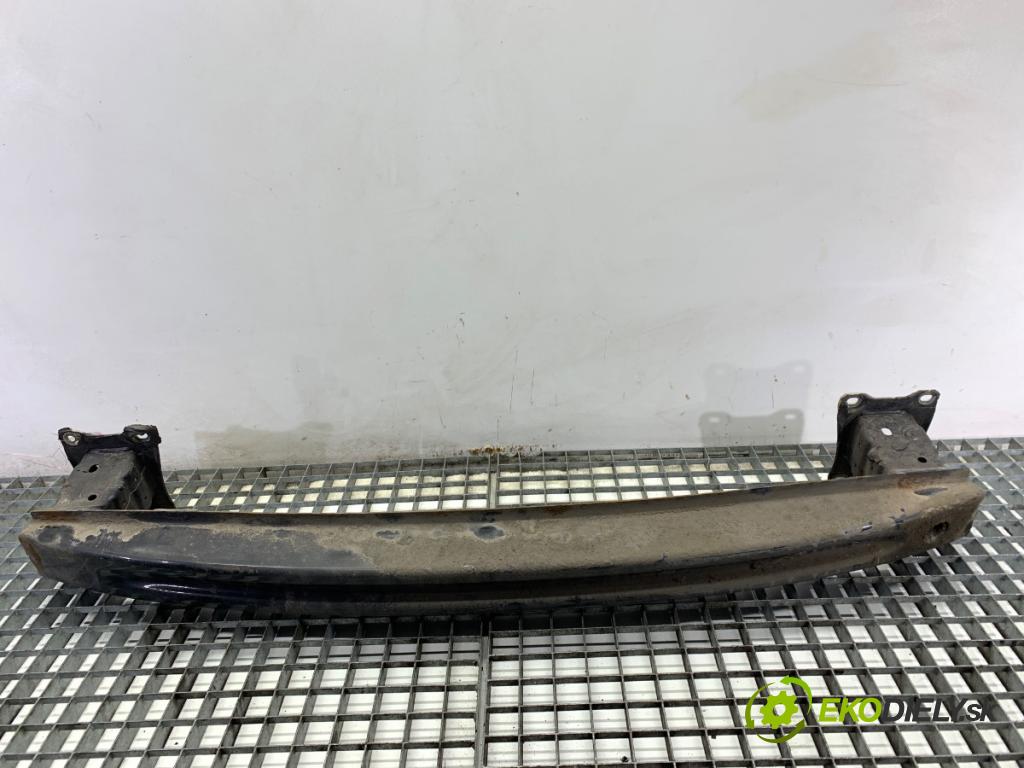 SKODA OCTAVIA III Kombi 2015 110 kW 2.0 TDI 1968 Výstuha nárazníka zad  (Výstuha zadná)