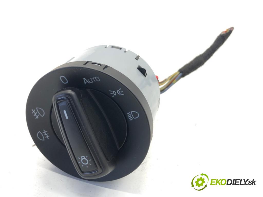 SKODA OCTAVIA III Kombi 2015 110 kW 2.0 TDI 1968 Spínač svetiel 5E0941431D