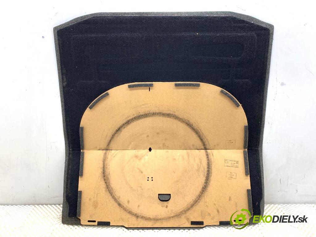 SKODA OCTAVIA III Kombi 2015 110 kW 2.0 TDI 1968 KRYTINA: kufra 5E9863463K