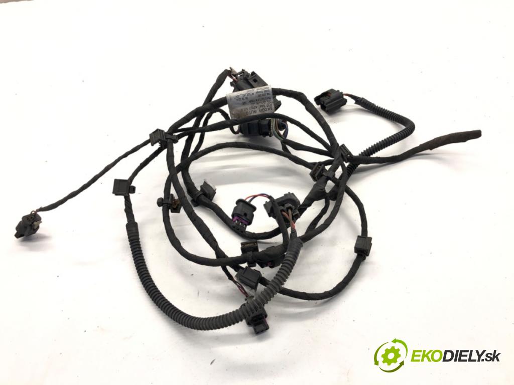 SKODA OCTAVIA III Kombi 2015 110 kW 2.0 TDI 1968 Káblovačka PDC predný 5E0971095CL