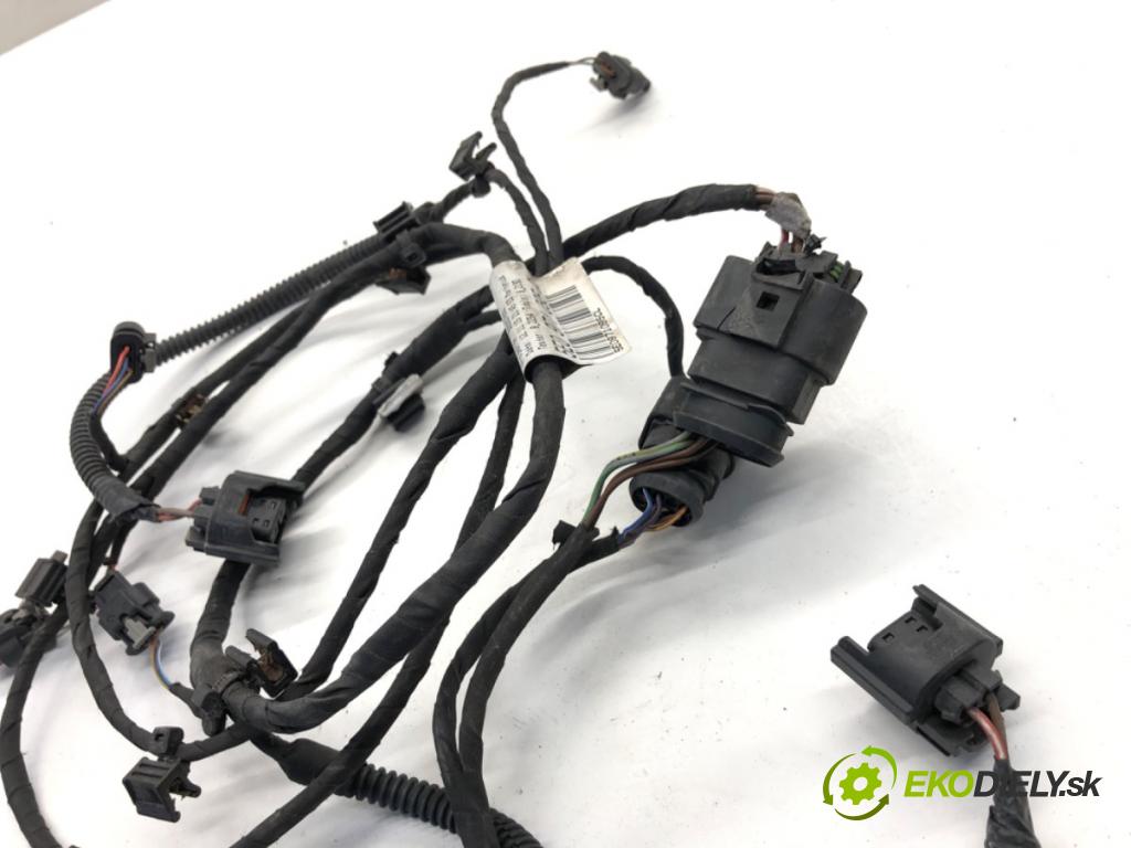 SKODA OCTAVIA III Kombi 2015 110 kW 2.0 TDI 1968 Káblovačka PDC predný 5E0971095CL