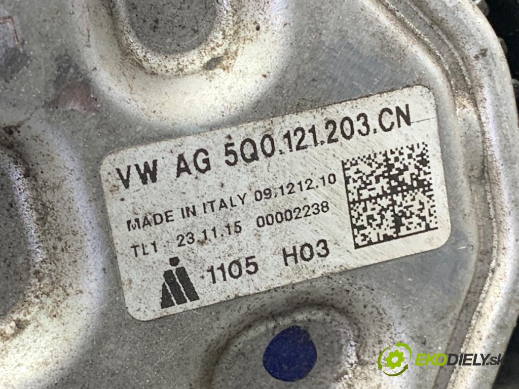 SKODA OCTAVIA III Kombi 2015 110 kW 2.0 TDI 1968 Ventilátor chladiča 5Q0121203CN (Ventilátor)