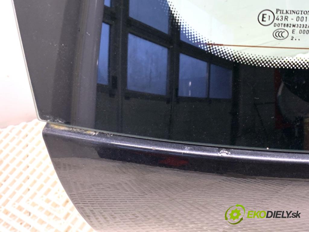 SKODA OCTAVIA III Kombi 2015 110 kW 2.0 TDI 1968 kapota zad LF9R