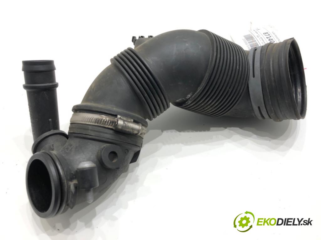 SKODA OCTAVIA III Kombi 2015 110 kW 2.0 TDI 1968 Rúra vzduchu 5Q0129635