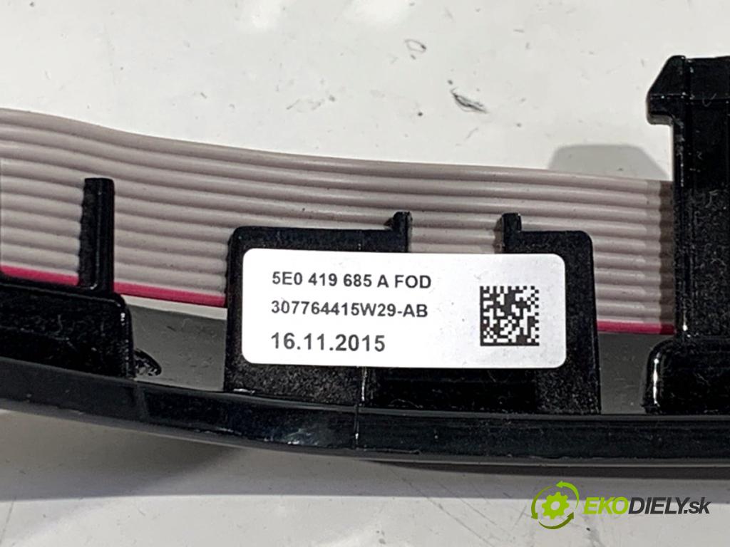 SKODA OCTAVIA III Kombi 2015 110 kW 2.0 TDI 1968 SPÍNAČE: volantu 3V0919719A