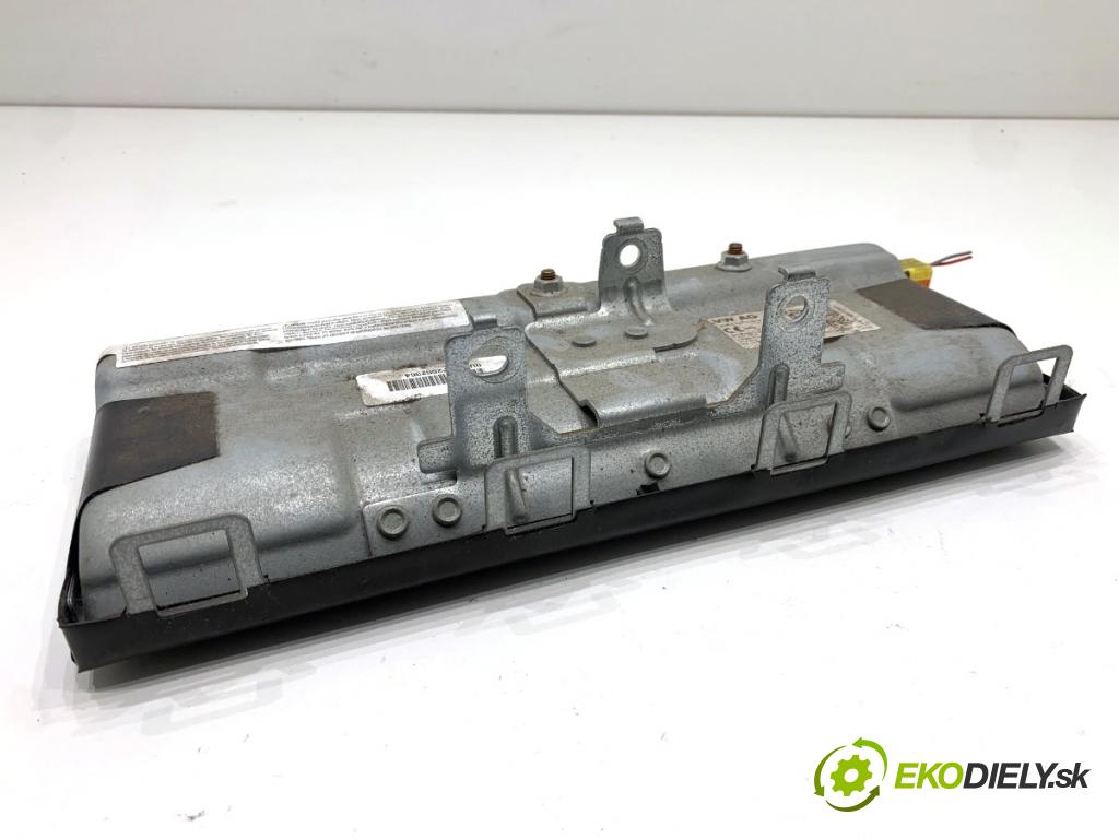 SKODA OCTAVIA III Kombi 2015 110 kW 2.0 TDI 1968 AirBag koleno: 5G1880841C