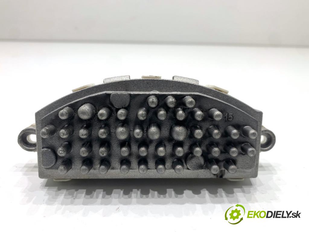 SKODA OCTAVIA III Kombi 2015 110 kW 2.0 TDI 1968 Odpor, rezistor kúrenia vzduchu 5Q0907521C (Odpor (rezistor) kúrenia)