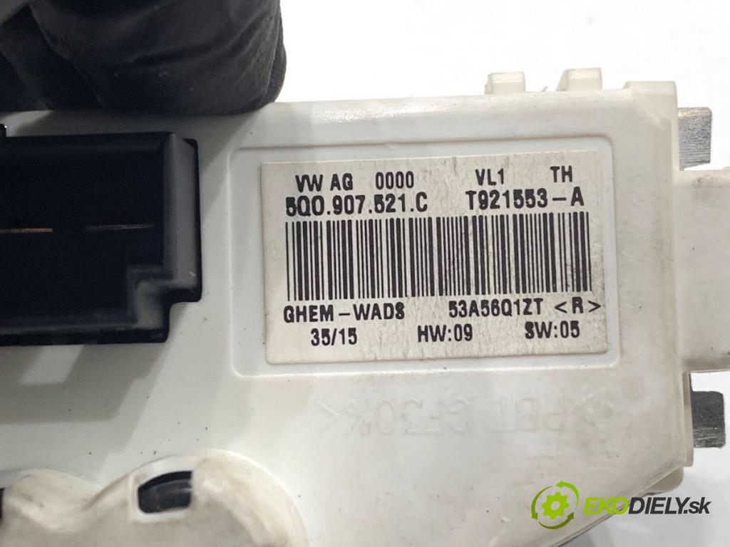 SKODA OCTAVIA III Kombi 2015 110 kW 2.0 TDI 1968 odpor rezistor topení vzduchu 5Q0907521C (Odpor topení)